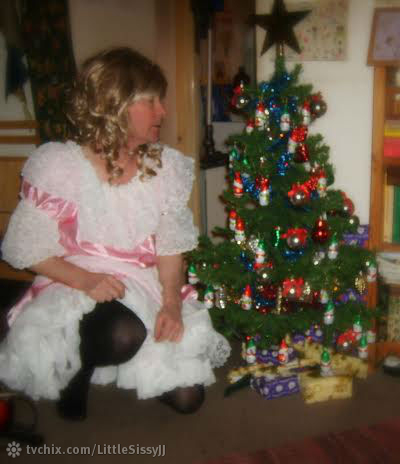 Happy sissy Christmas!, Dressed for a sissy christmas., Quick Change