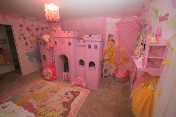 My playroom - N, N, Fairytale
