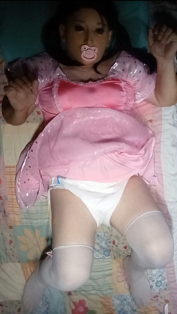Diaper Princess , Adult Sissy Baby , Adult Babies,Feminization,Dominating Mistress Or Master,Diaper Lovers