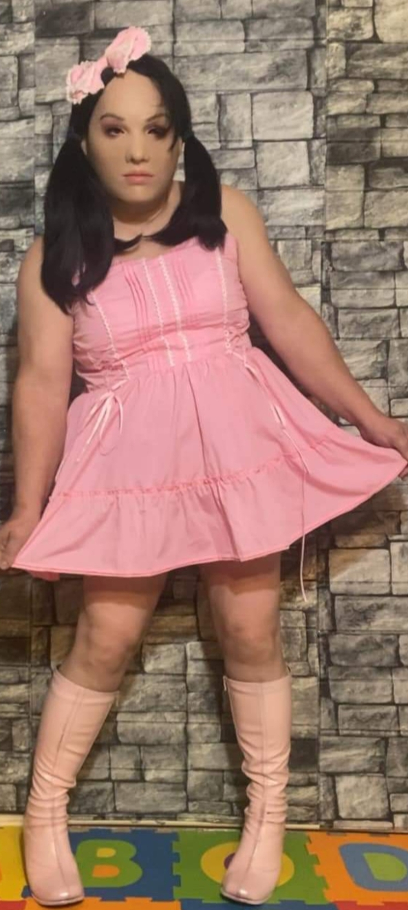 Feeling  very girly, Sissification  Feminization , Feminization