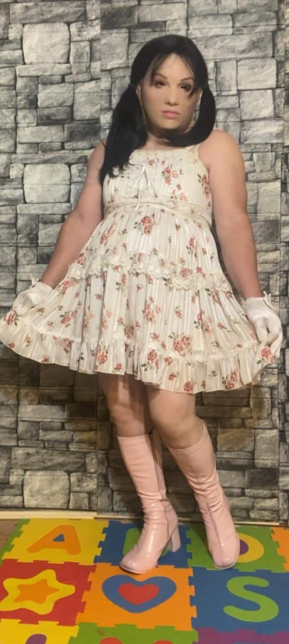 Feeling  very girly, Sissification  Feminization , Feminization