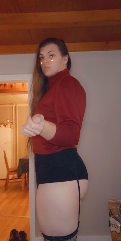 Body Update - My Body after going to the gym for ~6 months, body update,booty,workout, Feminization,Bisexual Orientation