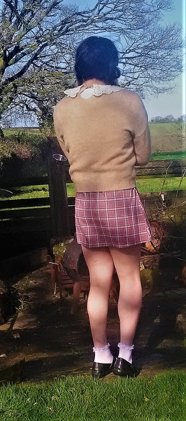 Hand stands and fun outside :) - a wintery themed outfit and some play time out in the garden , handstand knickers sissy harriet crossdressing upskirt panties little, Feminization,Sissy Fashion