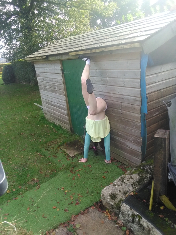 A day playing in the garden -  Having lots of fun :), Harriet,knickers,upskirt,panties,play,garden, Feminization,Dolled Up,Sissy Fashion