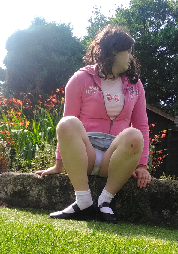 In the Garden - Just enjoying the sun xx, panties,knickers,upskirt,sissy,Harriet, Sissy Fashion,Feminization