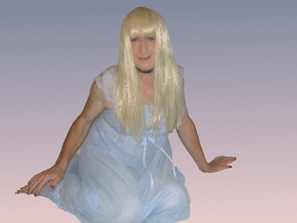 Newbie Elaine looking for pen pals, sissy,nighties,babydoll,maid,pen pal