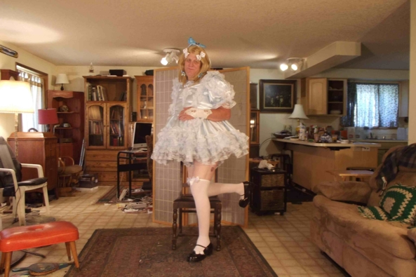 A medley of prissy dresses  - nothing new, just a trip thru my closet :), sissy,prissy,party dress,, Feminization,Sissy Fashion,Dolled Up