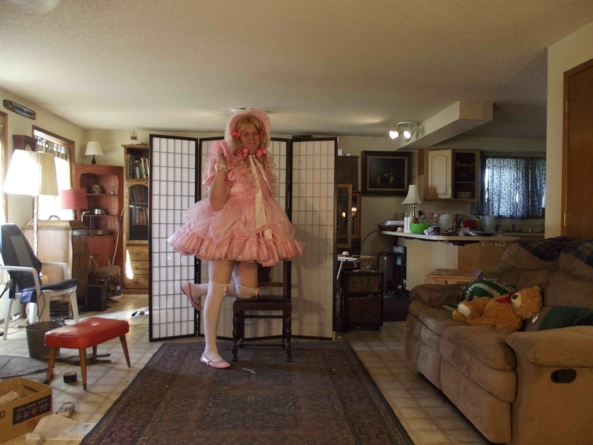 A new Camera, Precious Prissy Pink, and me - let me know if the picture quality looks any better, sissy,crossdress,, Feminization,Dolled Up,Sissy Fashion
