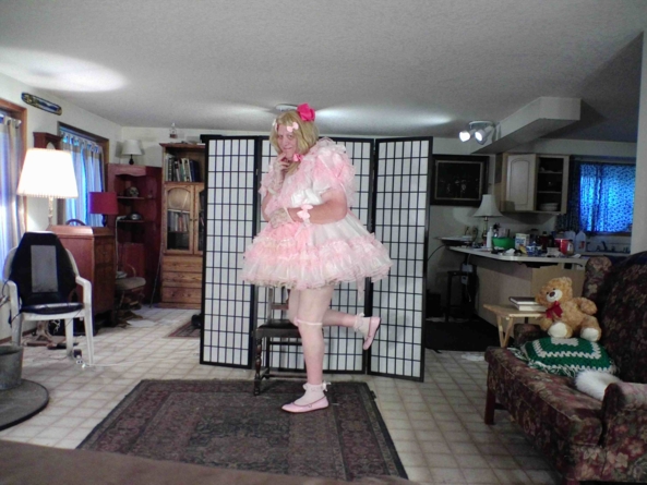 Pink can be oh so prissy, pink,prissy,party_dress, Dolled Up,Sissy Fashion,Feminization
