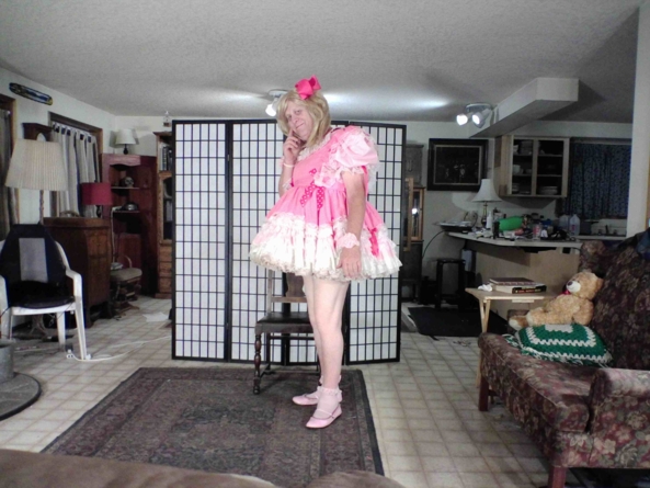 Pink Gingham  - not as prissy as some I have but nice (well I think it is), sissy,gingham,, Feminization,Sissy Fashion