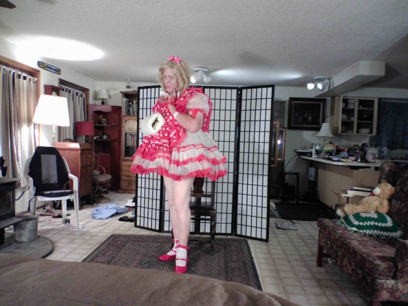 Just an evening in red    - here I was, reading some Prissy cartoons and....., red polkadot,sissy,ruffles,, Feminization,Sissy Fashion