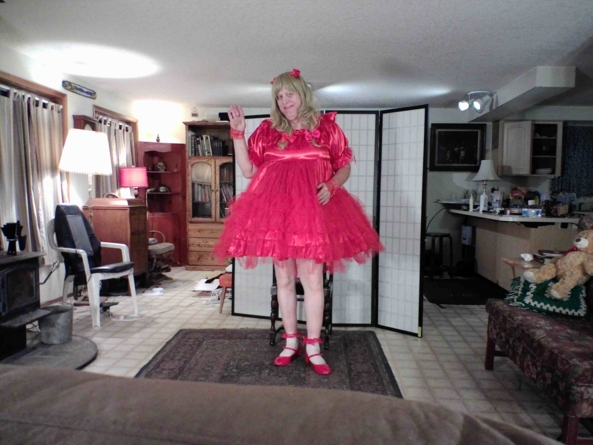 Another evening in Red, sissy,red,party_dress,, Feminization,Dolled Up,Sissy Fashion
