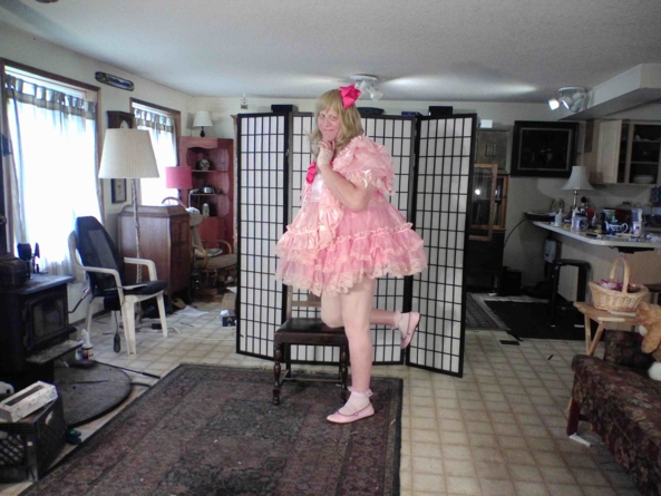 will Prissy in Pink  due?, prissy,pink,party-dress,, Feminization,Dolled Up,Sissy Fashion