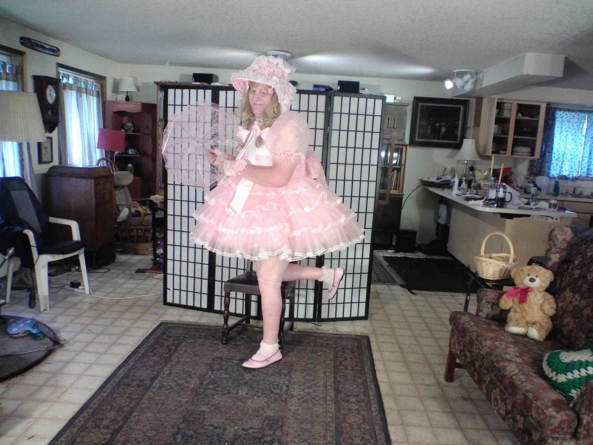 Sugar and Spice - a girly girl  ribbons and bows look.  Did I nail it?, prissy,Sugar_n_Spice,, Feminization,Dolled Up,Holiday,Sissy Fashion