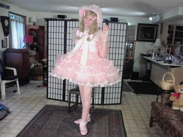 Sugar and Spice - a girly girl  ribbons and bows look.  Did I nail it?, prissy,Sugar_n_Spice,, Feminization,Dolled Up,Holiday,Sissy Fashion