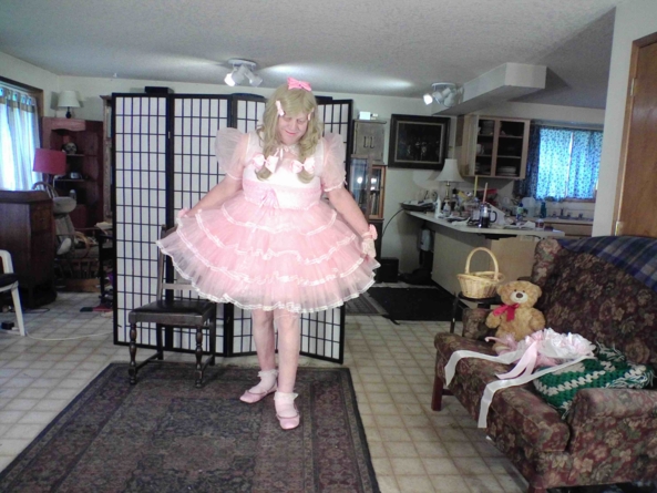 Sugar and Spice - a girly girl  ribbons and bows look.  Did I nail it?, prissy,Sugar_n_Spice,, Feminization,Dolled Up,Holiday,Sissy Fashion