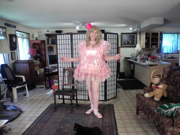 I so love Pink - an older sissy dress I have, sissy,pink, Feminization,Sissy Fashion,Dolled Up