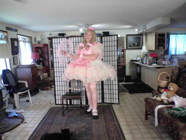 Even More Prissy - my pink polka dot look, sissy,polka-dot,, Feminization,Sissy Fashion,Dolled Up