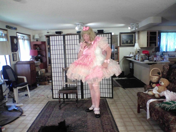 Even More Prissy - my pink polka dot look, sissy,polka-dot,, Feminization,Sissy Fashion,Dolled Up