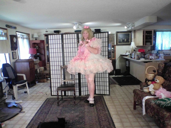 Even More Prissy - my pink polka dot look, sissy,polka-dot,, Feminization,Sissy Fashion,Dolled Up