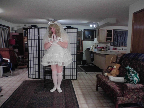 a Gurl's Other white dress - not a Wedding Dress but rather First Holy Communion., sissy,communion,, Feminization,Fairytale,Sissy Fashion,Holiday
