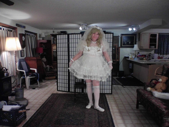 a Gurl's Other white dress - not a Wedding Dress but rather First Holy Communion., sissy,communion,, Feminization,Fairytale,Sissy Fashion,Holiday