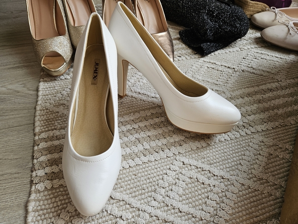 new high heels - Hi there frieds. i've bought some new high heels. How show i show them off? i'm lacking inspiration. I would love your suggestions. I'l send them in DM to you if they are too lewd ;), heels , Sissy Fashion,Feminization