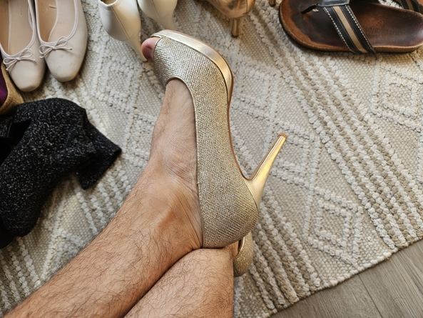 new high heels - Hi there frieds. i've bought some new high heels. How show i show them off? i'm lacking inspiration. I would love your suggestions. I'l send them in DM to you if they are too lewd ;), heels , Sissy Fashion,Feminization
