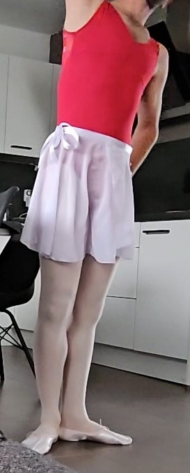 ballet lesson 2, ballet, Feminization