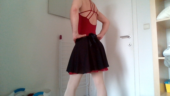 red cotton ballet leotard with some skirts, ballet,leotard,skirt, Sissy Fashion,Feminization