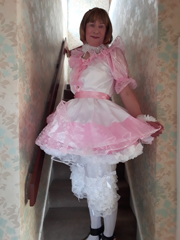 In love with pink - Showing off my pink and white dress then sent into the garden to play. Musn't get my new dress dirty though., sissy pink bonnet bloomers ribbons bows petticoats, Adult Babies,Feminization,Sissy Fashion,Dolled Up