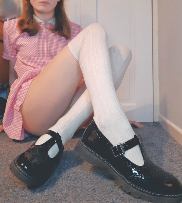 sissy amber  - Few pics of me in sissy school uniform and vintage nylon. , Nylon,Sissy,schoolgirl,knee socks,dolly shoes,nightie,babydoll, Sissy Fashion,Dolled Up