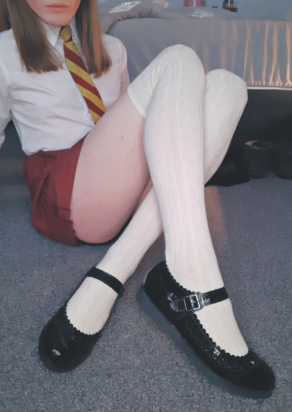 sissy amber  - Few pics of me in sissy school uniform and vintage nylon. , Nylon,Sissy,schoolgirl,knee socks,dolly shoes,nightie,babydoll, Sissy Fashion,Dolled Up