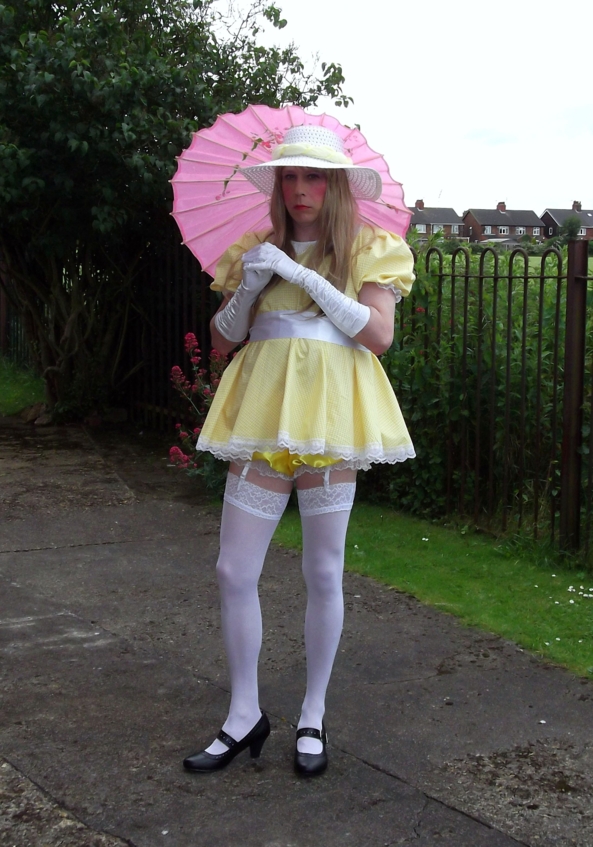 Summer sissy-girl - Another new look for me. My dearest decided to put me in my yellow gingham dress - just not in the style I usually wear it. I'm loving every minute of it! :-), sissy,cross dresser,pictures,outdoor humiliation,dress, Feminization,Dominating Mistress Or Master,Humiliation,Dolled Up