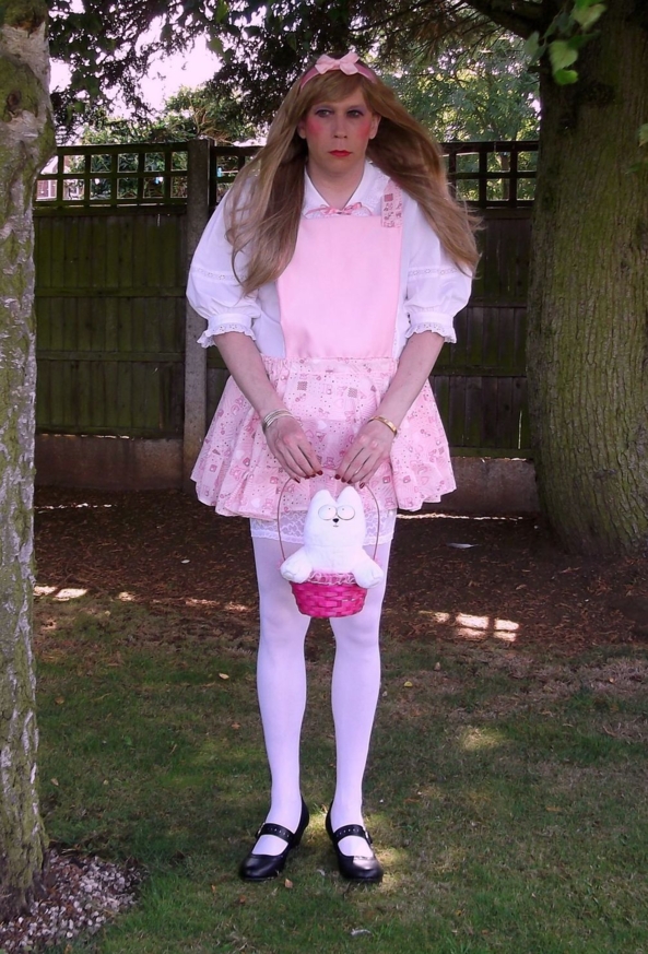 Little Girl Lost. - Mummy decided I should be a little sissy girl with her kitty cat basket today. :-), adult little girl,outdoor humiliation,cross dresser,sissy,sissy girl,, Feminization,Dominating Mistress Or Master,Humiliation,Dolled Up,Fairytale