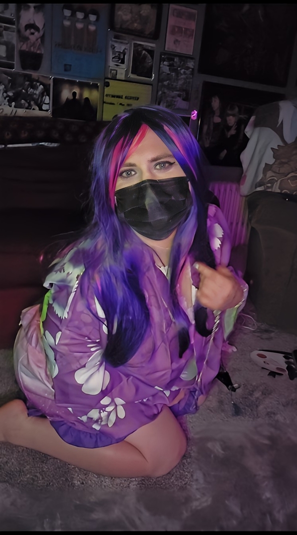 Kimono my House! - Felt pretty in my new Kimono yesterday , Sissy,femboy,wig,rock,guitar,purple,music, Feminization,Pop Culture,Fairytale