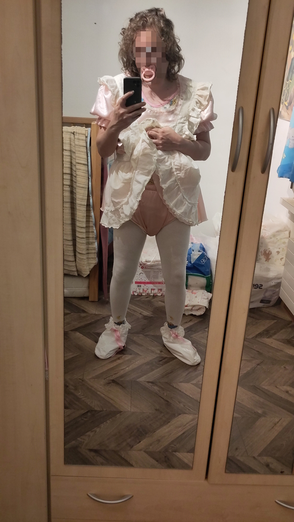 my outfit today Part 1, Sissybaby,sissy baby,diaper,AB/DL,sissy,adultbaby,adult baby, Adult Babies,Sissy Fashion