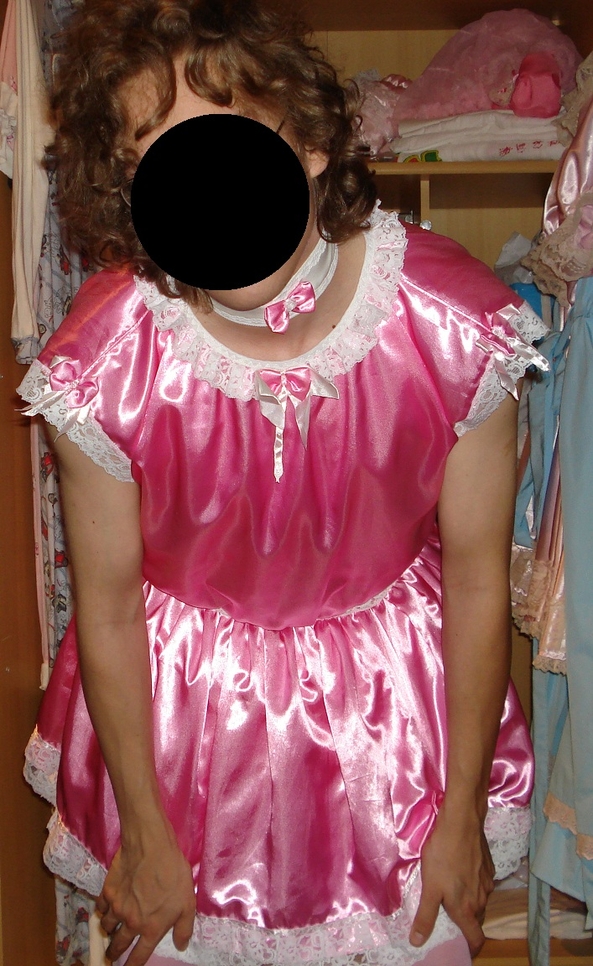 Click here to see the image in full size. Old pictures of me, Sissybaby,Adultbaby,Diaper,AB/DL,Sissy, Adult Babies,Sissy Fashion