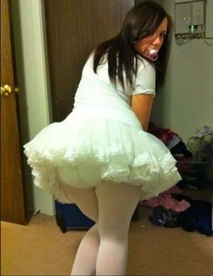 365 Days In Diapers & Dresses - Loving Every Minute, Merry Christmas!, ABDL Sissy Crossdresser, Adult Babies,Feminization,Sissy Fashion,Diaper Lovers,Dolled Up