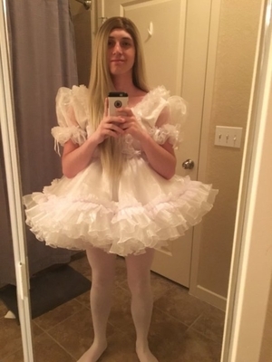 Dresses Diapers & Humiliation - Time For Sissy Fun, ABDL Sissy Crossdresser, Adult Babies,Feminization,Sissy Fashion,Diaper Lovers,Dolled Up