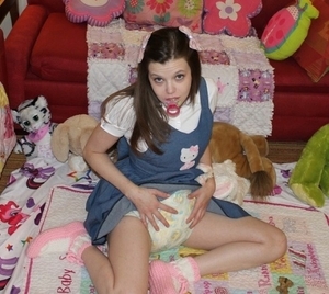 Reinforced Diaper & Dressing Utra-Sissy - Every Day Loving It More & More, ABDL Sissy Crossdressing, Adult Babies,Feminization,Sissy Fashion,Diaper Lovers,Dolled Up