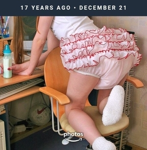 365 Days In Diapers & Dresses - Loving Every Minute, Merry Christmas!, ABDL Sissy Crossdresser, Adult Babies,Feminization,Sissy Fashion,Diaper Lovers,Dolled Up