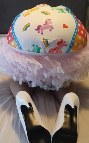 Shaved Pampered & Feminized - Nothing Better For A Sissy, ABDL Sissy Crossdresser, Adult Babies,Feminization,Sissy Fashion,Diaper Lovers,Dolled Up