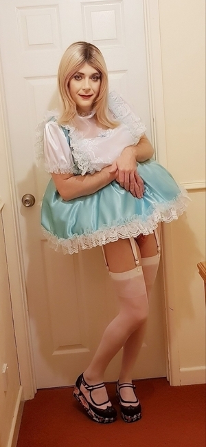 Every Minute Of Every Day - Loving Diapers & Dresses, ABDL Sissy Crossdresser, Adult Babies,Feminization,Sissy Fashion,Diaper Lovers,Dolled Up
