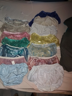 I Need To Stay Diapered & Dressed Girly - Always A Sissy, Never A Male!, ABDL Sissy Crossdresser, Adult Babies,Feminization,Sissy Fashion,Diaper Lovers,Dolled Up,Bondage