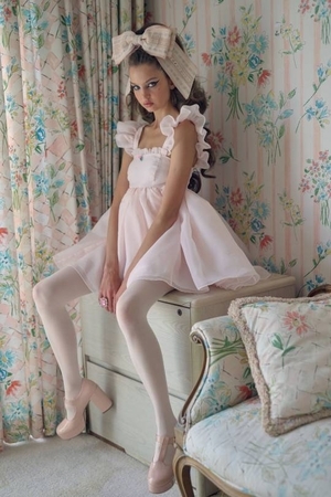 Lovely Dresses, Silky Nylons, Taught Garters - And A Big Thick Diaper & Rubber Panties, ABDL Sissy Crossdresser, Adult Babies,Feminization,Sissy Fashion,Diaper Lovers,Dolled Up