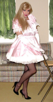 The Love Of Diapers & Feeling Girly - An Everyday Addiction, ABDL Sissy Crossdresser, Adult Babies,Feminization,Sissy Fashion,Diaper Lovers,Dolled Up