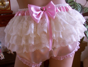 I'm Living The Dream - Being Dressed & Diapered Female Every Day , ABDL Sissy Crossdresser, Adult Babies,Feminization,Sissy Fashion,Diaper Lovers,Dolled Up