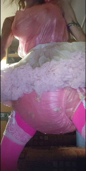Put Me In A Diaper & Dress - I'm Happy!, ABDL Sissy Crossdresser, Adult Babies,Feminization,Sissy Fashion,Diaper Lovers,Dolled Up