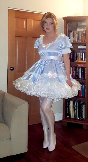 Loving My Diapers & Dresses - All Day Every Day!, ABDL Sissy Crossdresser, Adult Babies,Feminization,Sissy Fashion,Diaper Lovers,Dolled Up